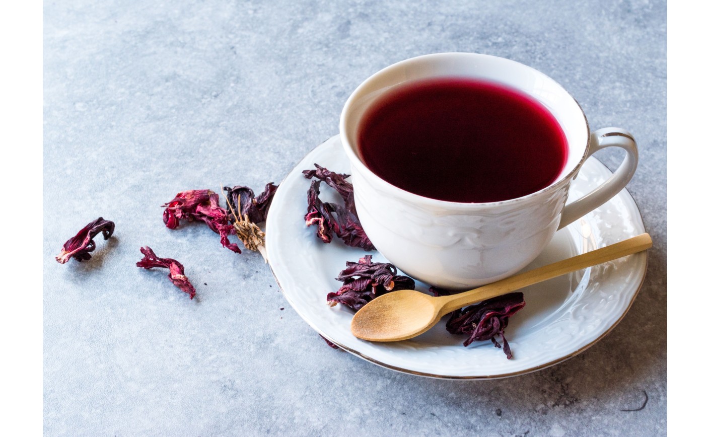 Herbata z hibiskusa – właściwości i działanie